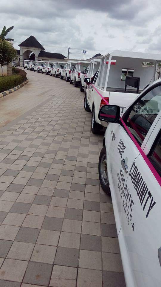 Siren blaring Hilux vehicles donated by Ogor